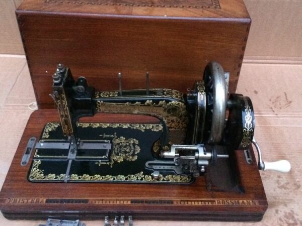 Vintage Japanese Sewing Machines: A Rare Guide to Brands, Value and Price