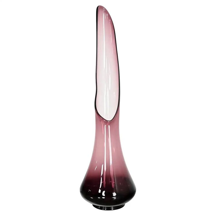 L.E. Smith Purple Amethyst Simplicity Swung Vase