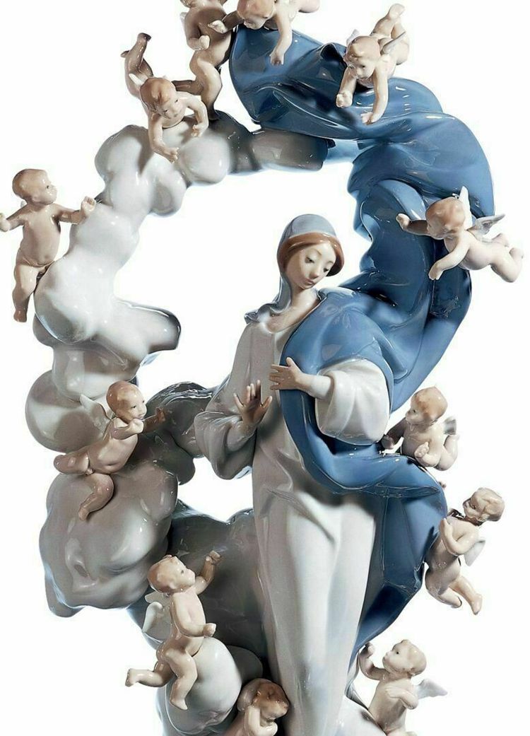 Lladro Immaculate Virgin Figurine