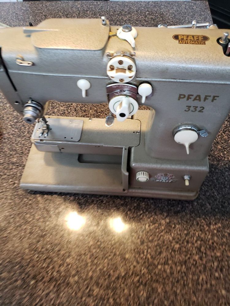 Pfaff 332 sewing machine