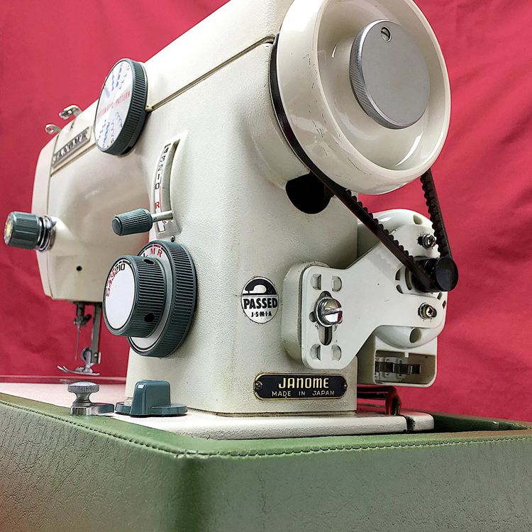 vintage JANOME New Home electric sewing machine