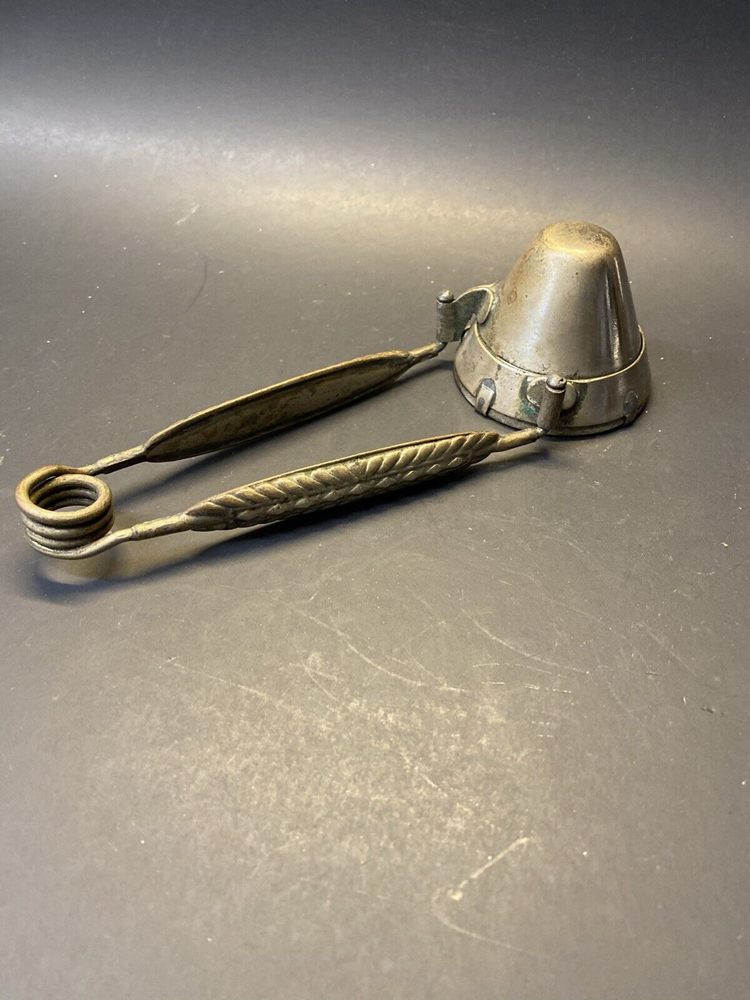Kingery Manufacturing Co. Canonical Squeeze Scoop