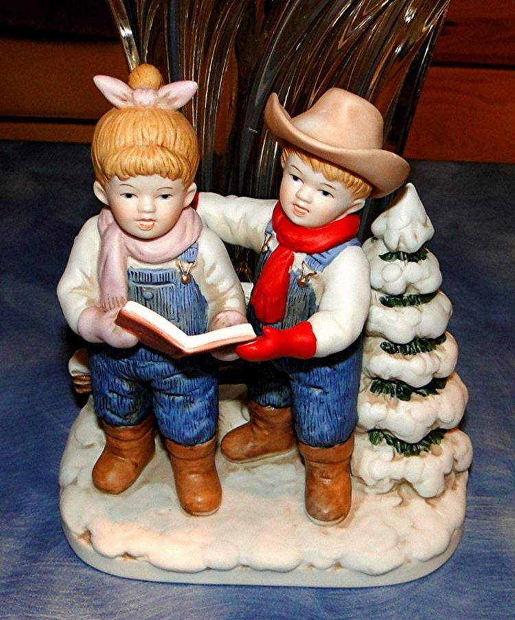 Homco “Let’s Go Caroling” Denim Days Figurine #15341