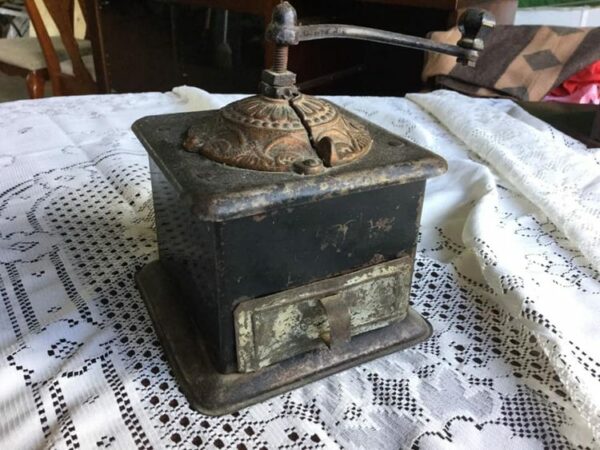 Antique Coffee Grinders Identification and Value Guide