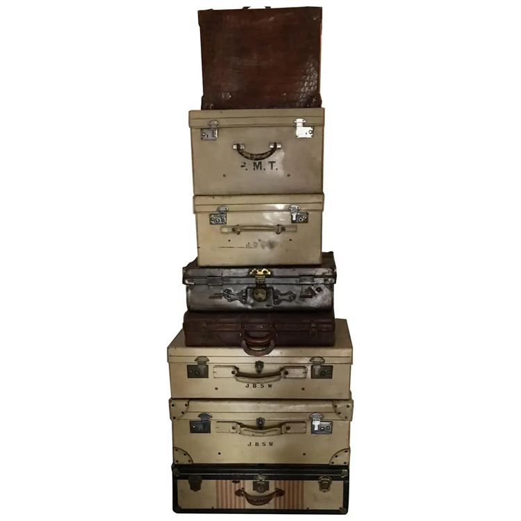 Vintage Luggage: Our Top 8 Brands to Buy and Sell