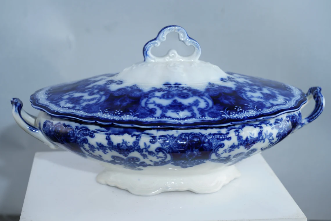 1890s John Maddock Dainty Flow Blue Covered Vegetable Dish