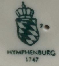 Checkered shield topped with crown, Nymphenburg 1747