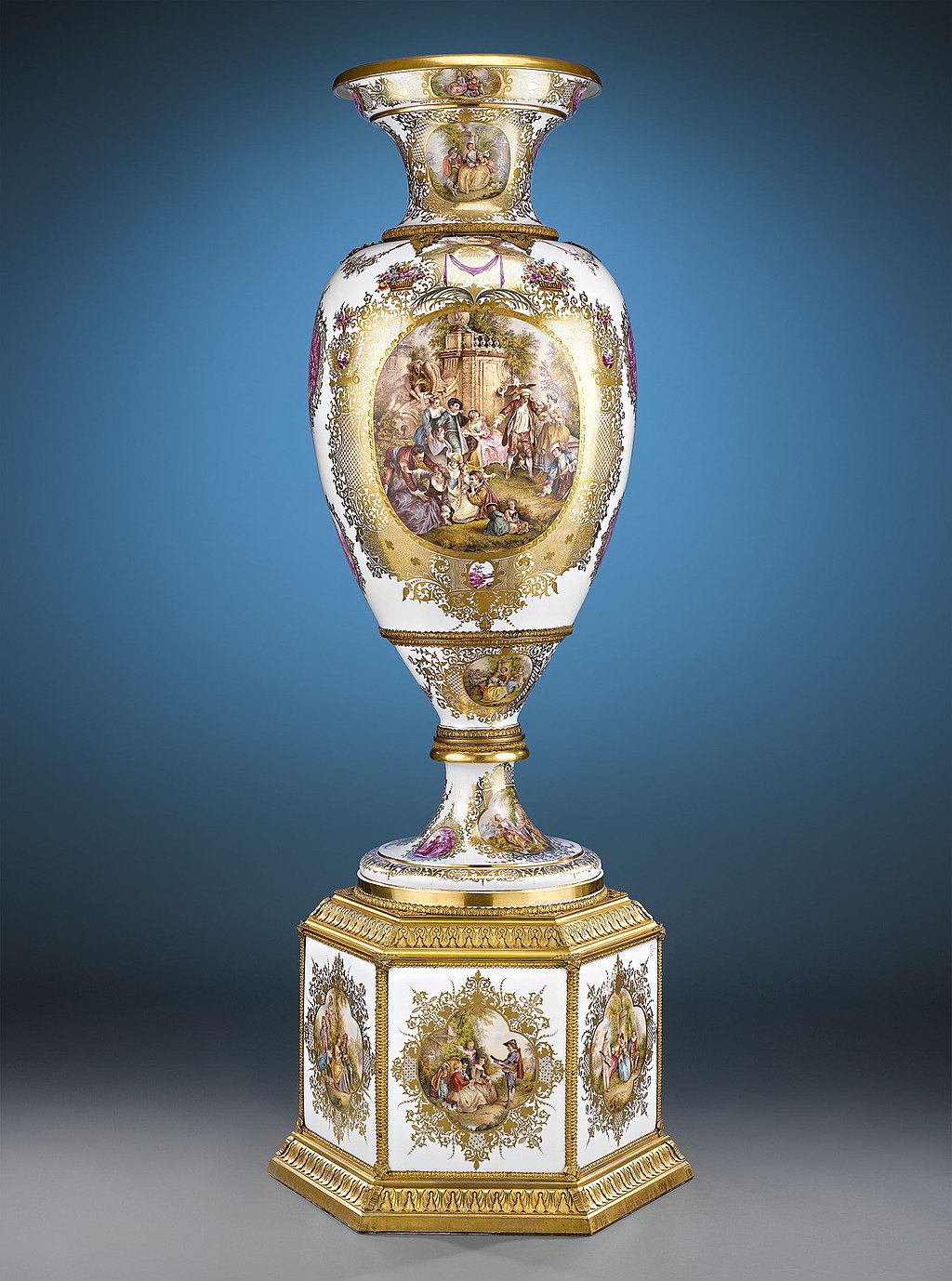 Rococo-inspired porcelain vase and plinth by KPM