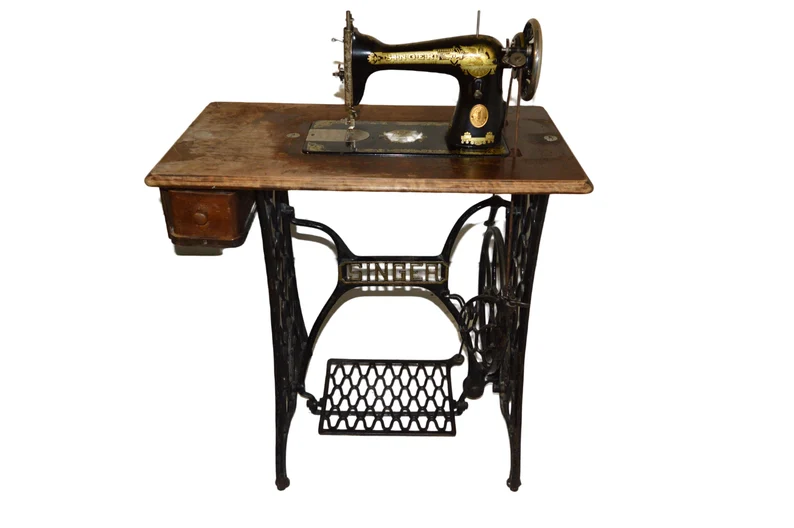 Vintage Singer Sewing Machine